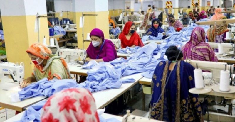 মালয়েশিয়ায় পোশাক কারখানা থেকে ৩৫ বাংলাদেশি ও ১৫ রোহিঙ্গা আটক